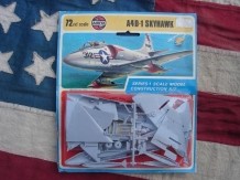 images/productimages/small/Skyhawk A4D-1 Airfix 1;72 voor.jpg